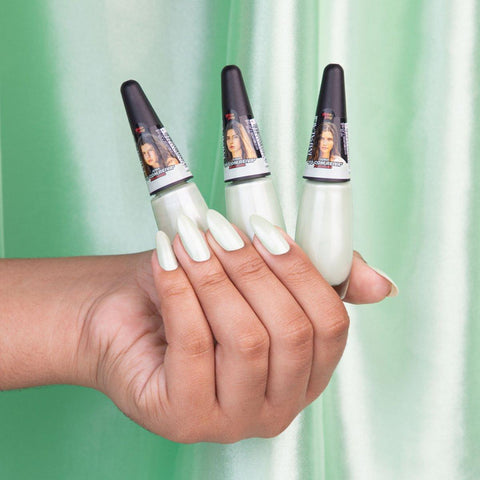 Impala Globoplay Nail Polishes