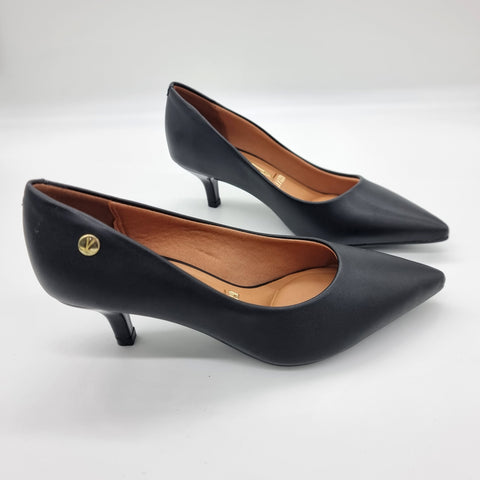 Vizzano 1122-828 Kitten Heel Pointy Toe Pump in Black Napa