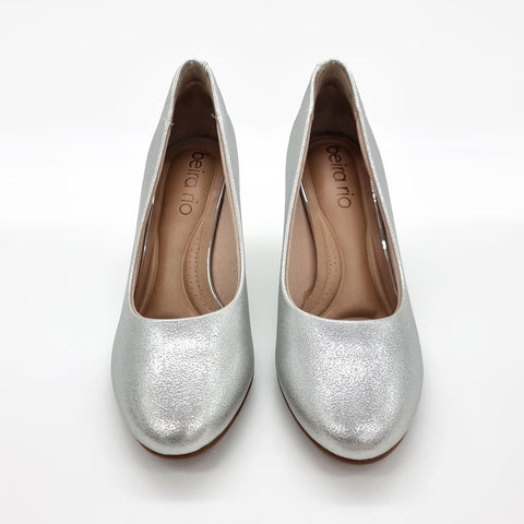 Beira Rio 4320-100 Block Heel Round Toe Pump in Silver