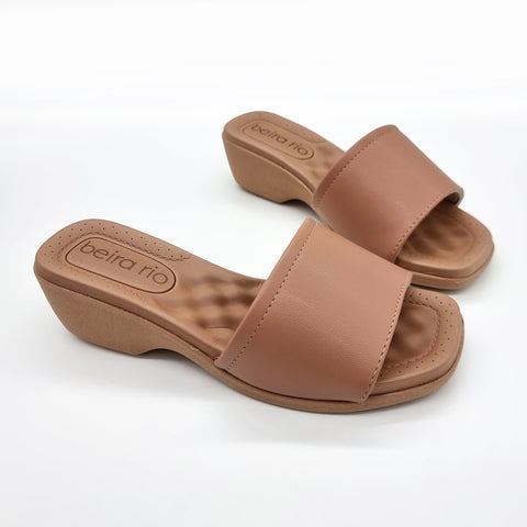 Beira Rio 8527-100 Slip-on Sandal in Nude