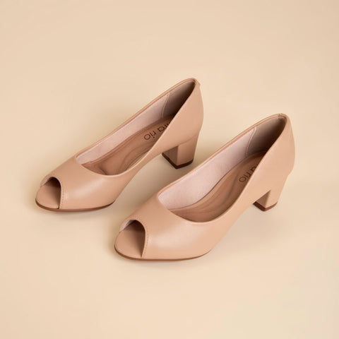 Beira Rio 4777-400 Low Heel Peep Toe Pump in Beige Napa