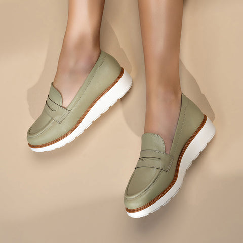 Modare 7400-100 Loafer Flat in Green Napa