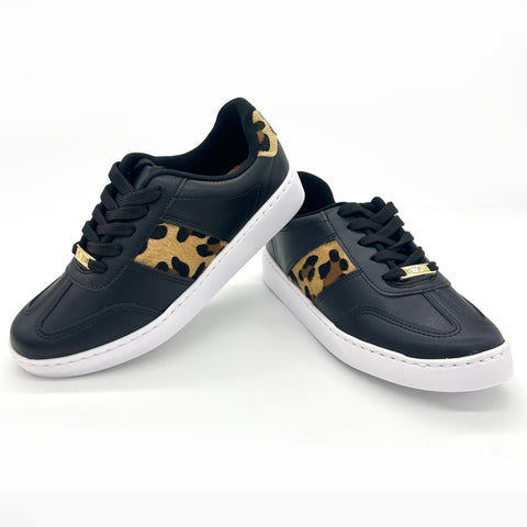 Vizzano 1214-1067 Lace-Up Sneaker in Black/Multi Beige