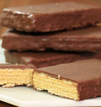 Kopenhagen Lajotinha Wafer covered with milk chocolate 50g - MEUBRASILONLINE