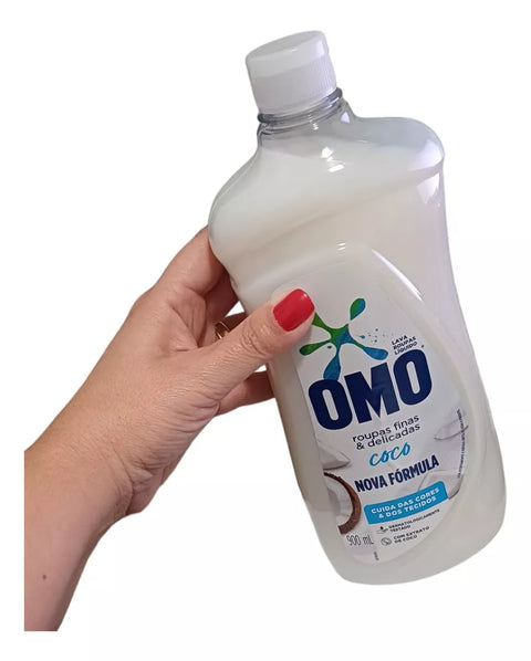 Omo Liquid Laundry Detergent for Delicates Coconut 900ml